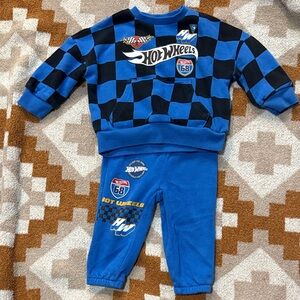 Hot Wheels Blue Checkered Kids Set